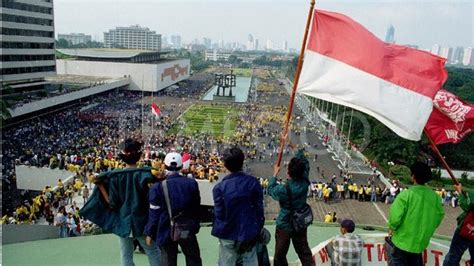 Perubahan Hukum di Indonesia pasca Reformasi